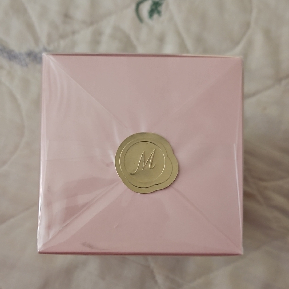 Monique Lhuillier Pink Perfume Box - Picture 2 of 2